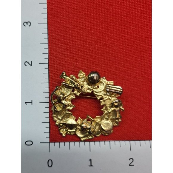 Christmas Pins Brooches Set of 4 Christmas Tree Angel Pearl Wreath Ornament - Picture 12 of 12